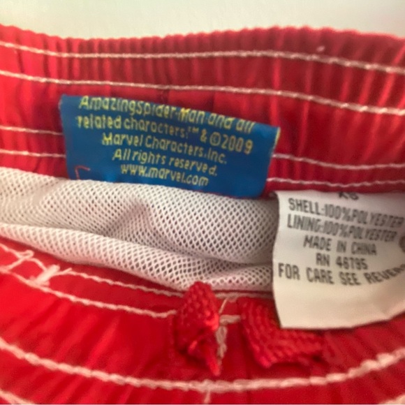 Vintage Red Spider-Man Swim Shorts XS - Picture 4 of 4